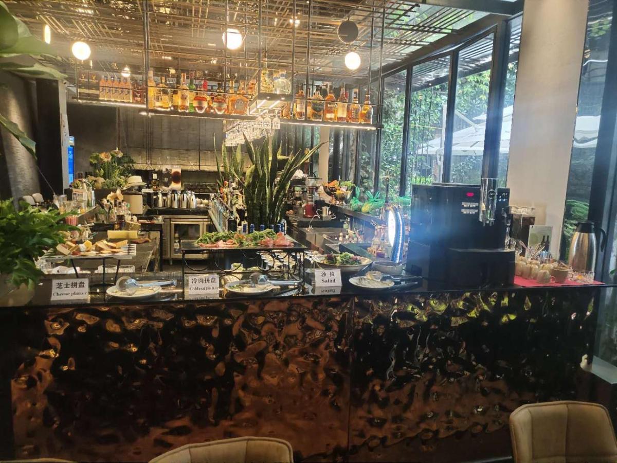 Urbn Boutique Shanghai Bagian luar foto